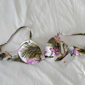 NWT- Tropical Print Bikini Top - 32B